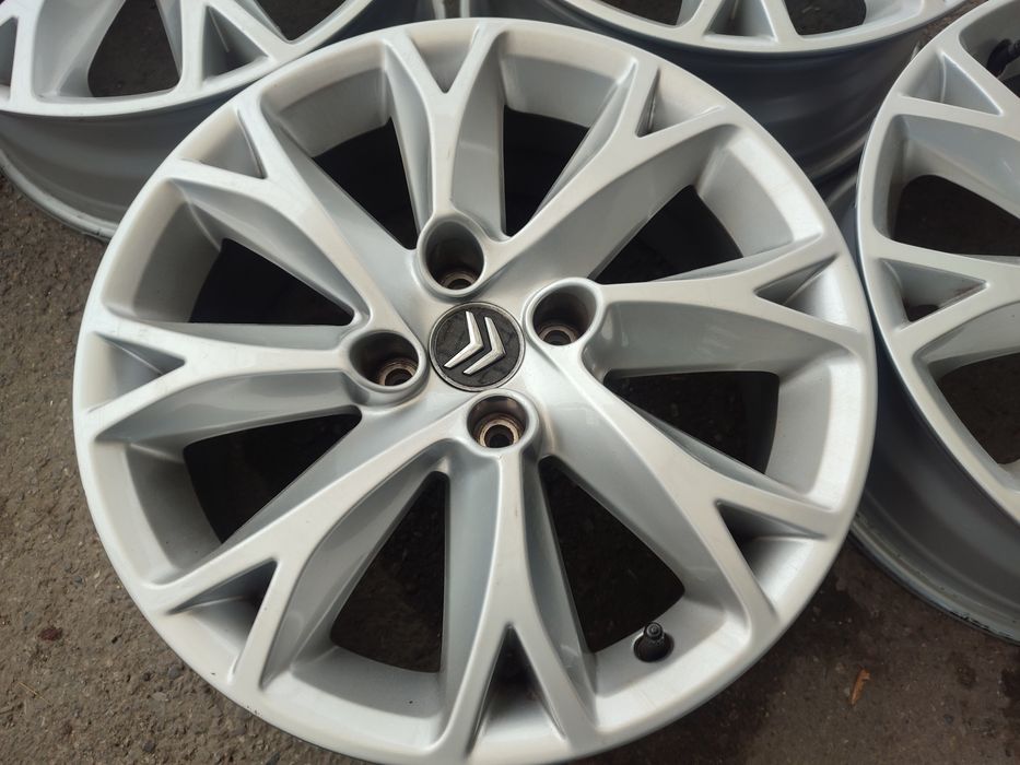 17" оригинални алуминиеви джанти за Citroen/Peugeot.