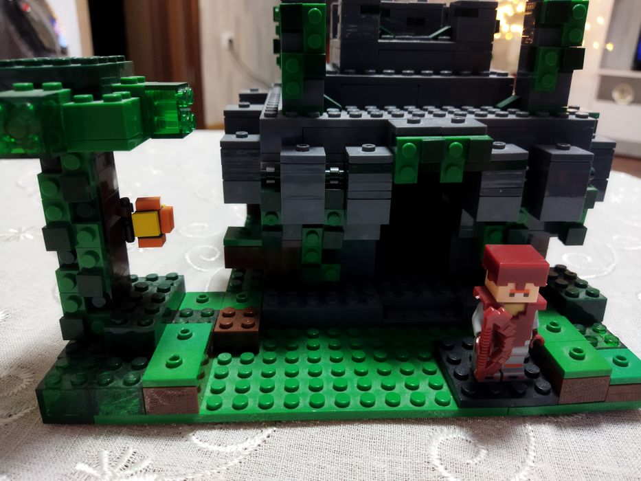 Lego Minecraft Jungle Temple