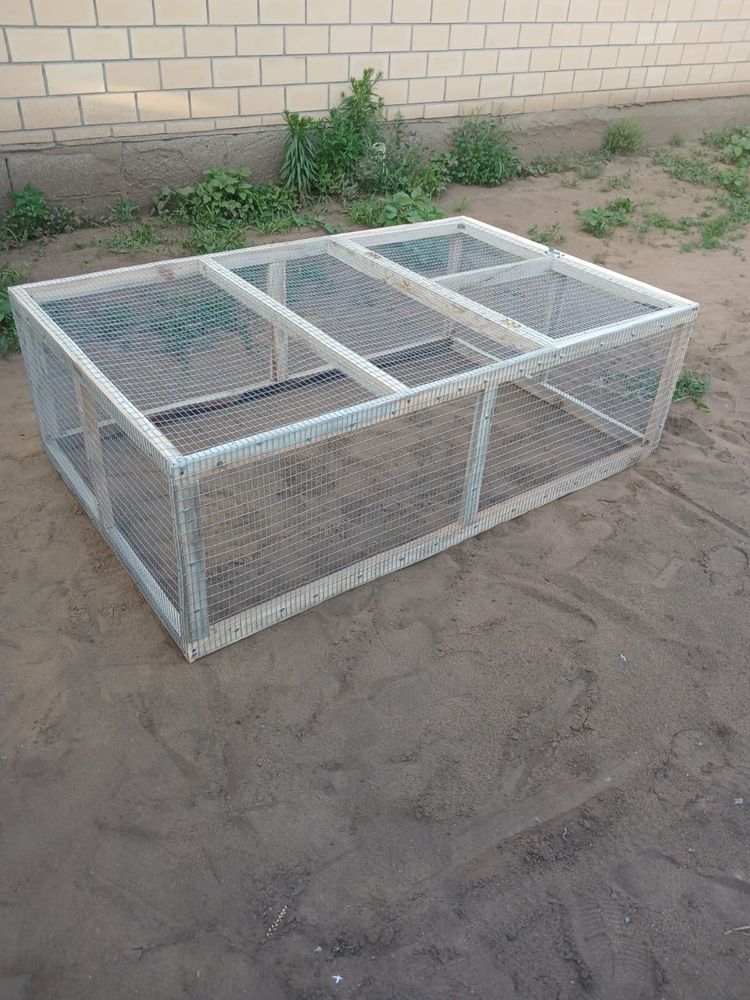 Продам переносную клетку для цыплят