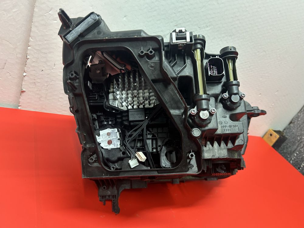 Far faruri Audi Q3 83A full led adaptiv 2020-2023 stanga