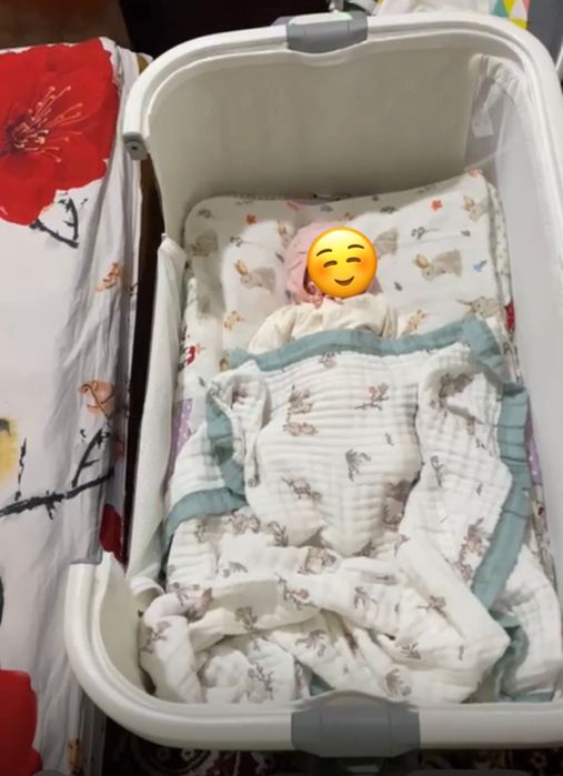 Манеж-кровать kidilo bjj-508