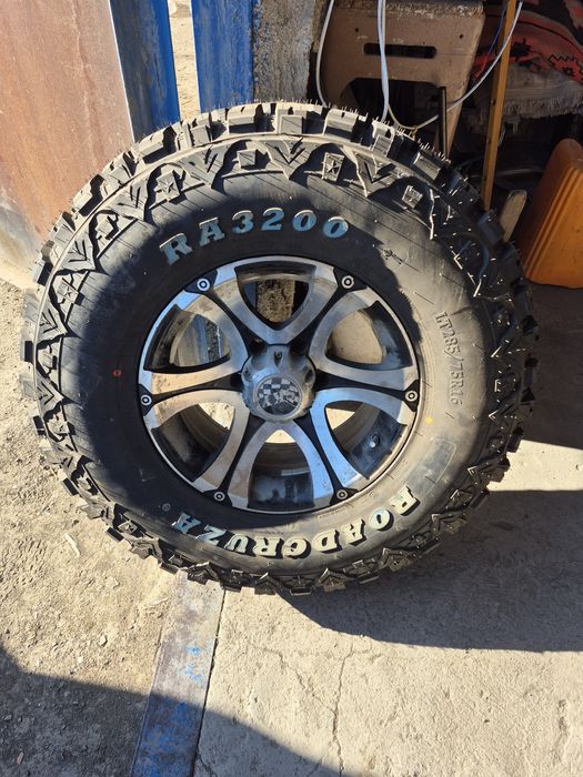 Шины на внедорожник LT 285/75 R16