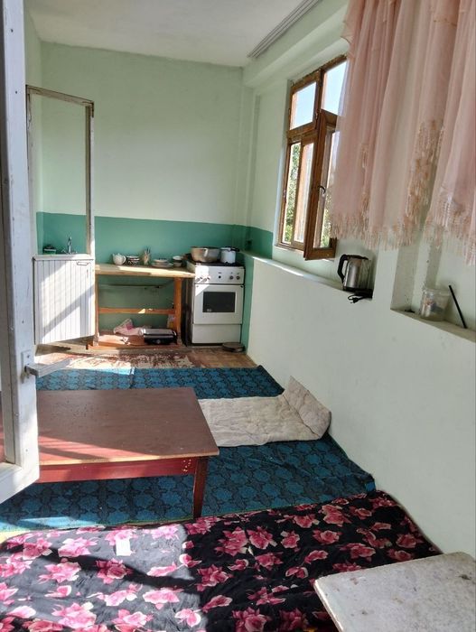 Продаётся 1/4/5 Ахмад Югнаки