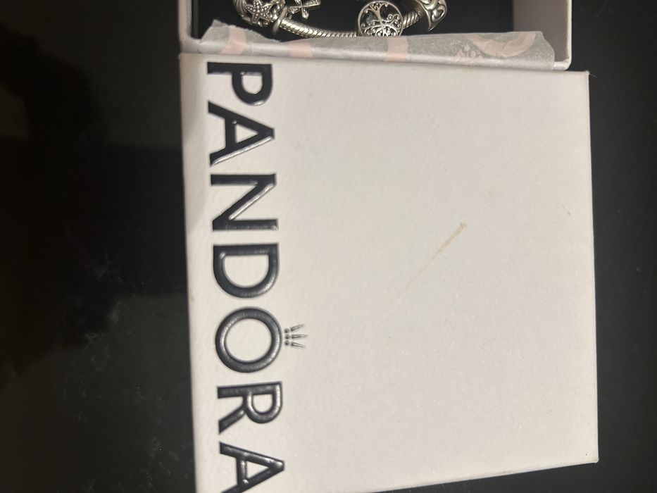 Vand bratara noua Pandora originala