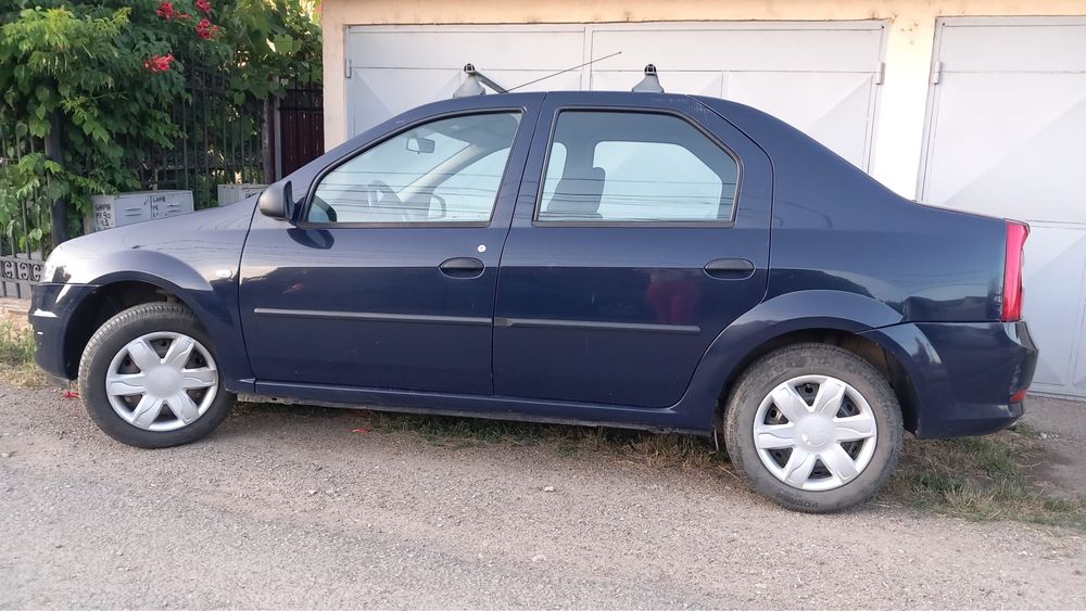 Vand Dacia Logan primul proprietar an 2011