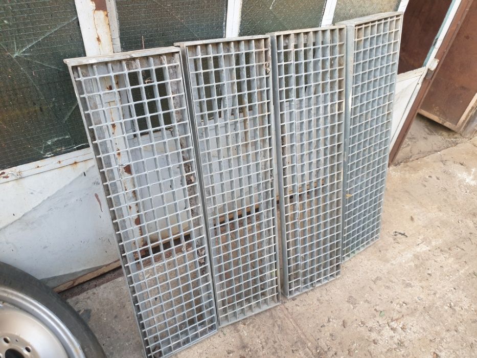 4 trepte metalice galvanizate germania hale beci etc