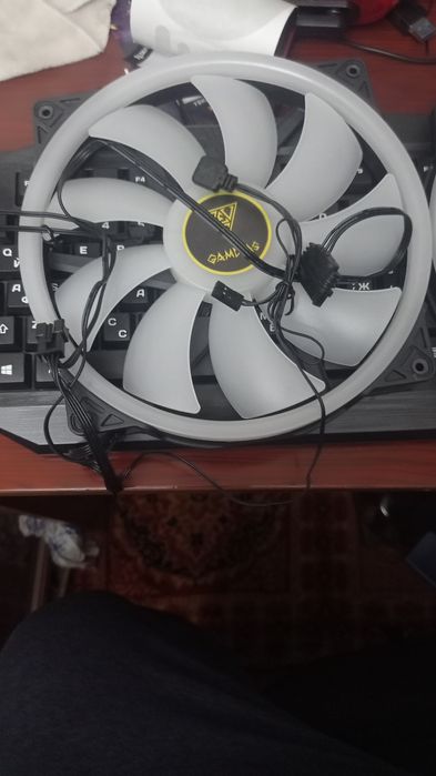 Продаю кулера GAMDIAS
