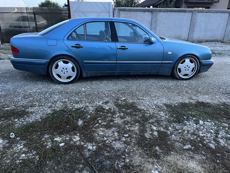 Mercedes E55 AMG 1999 volan dreapta 354 CP