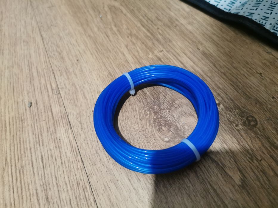 Sarma pentru mașina de tuns iarba
