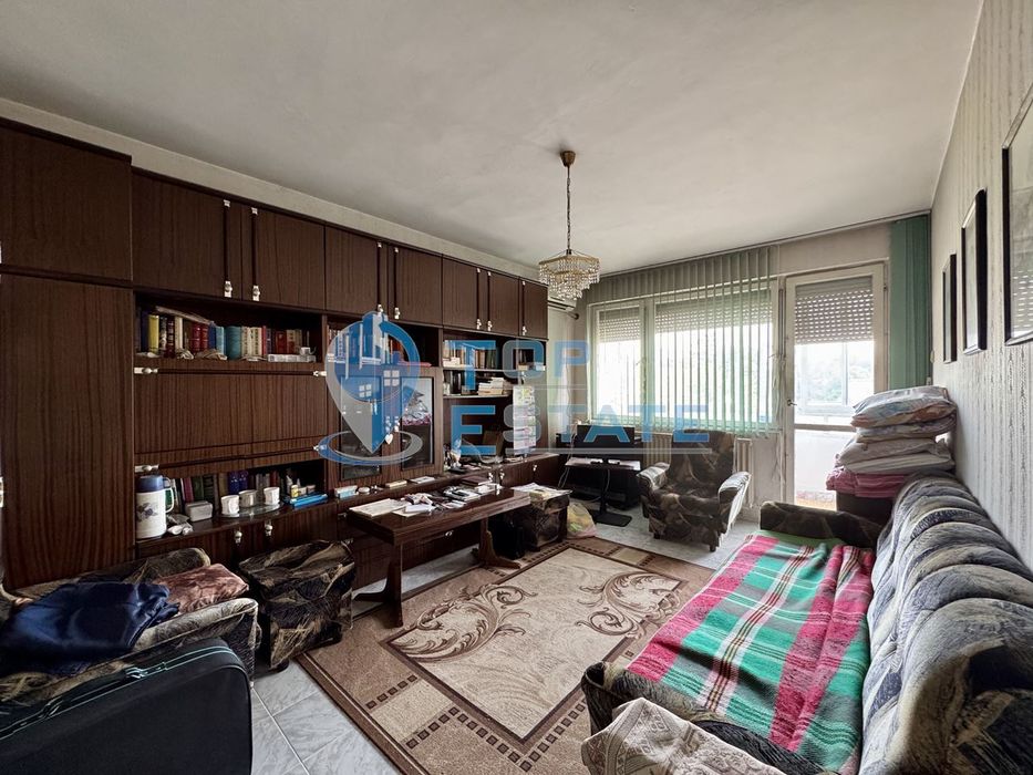 Продава се Тристаен апартамент в Горна Оряховица - 72 кв.м за 1098 €/кв.м - Снимка #2