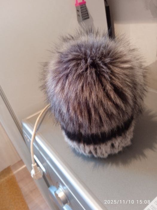 Продам шапку женская чернобурки