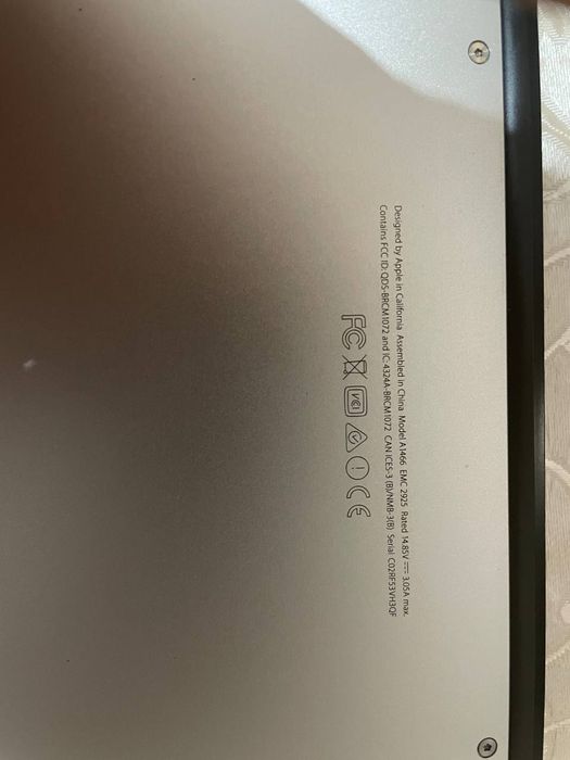 MacBook sotiladi