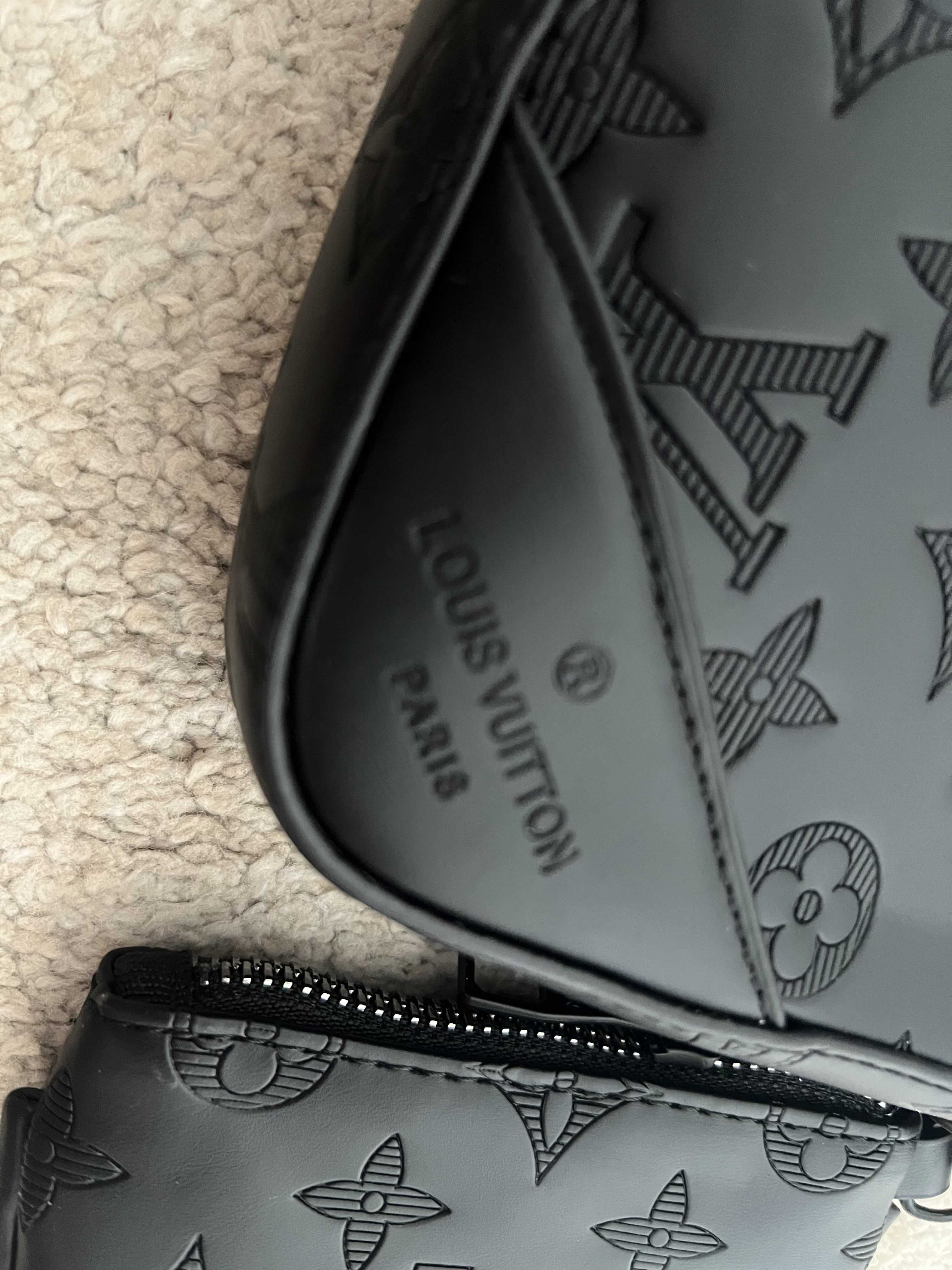 Borsetă Louis Vuitton + Accesorii (Black)