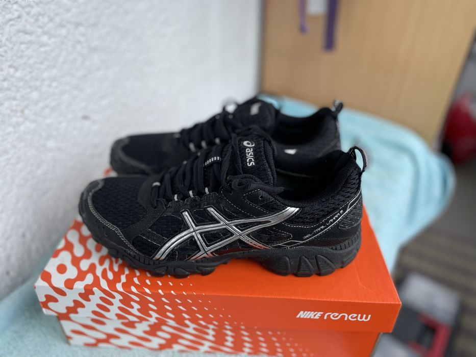 Asics  goretex nr 41 stare ca noi
