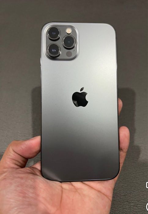 iPhone 12 PRO MAX cu 93 % Bateria