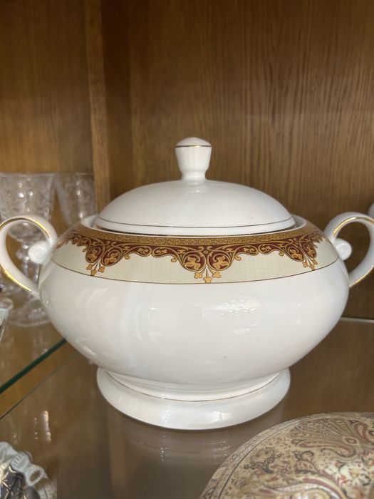 Супница      два       литра