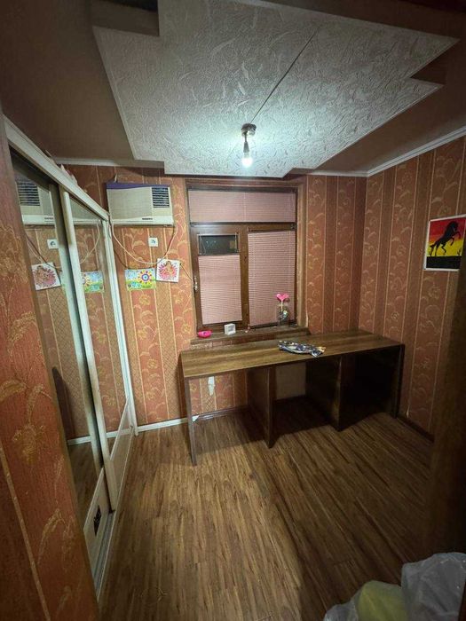 Продаётся 4х комн квартира на 2 этаже Ор-р The Plow Самаркандский