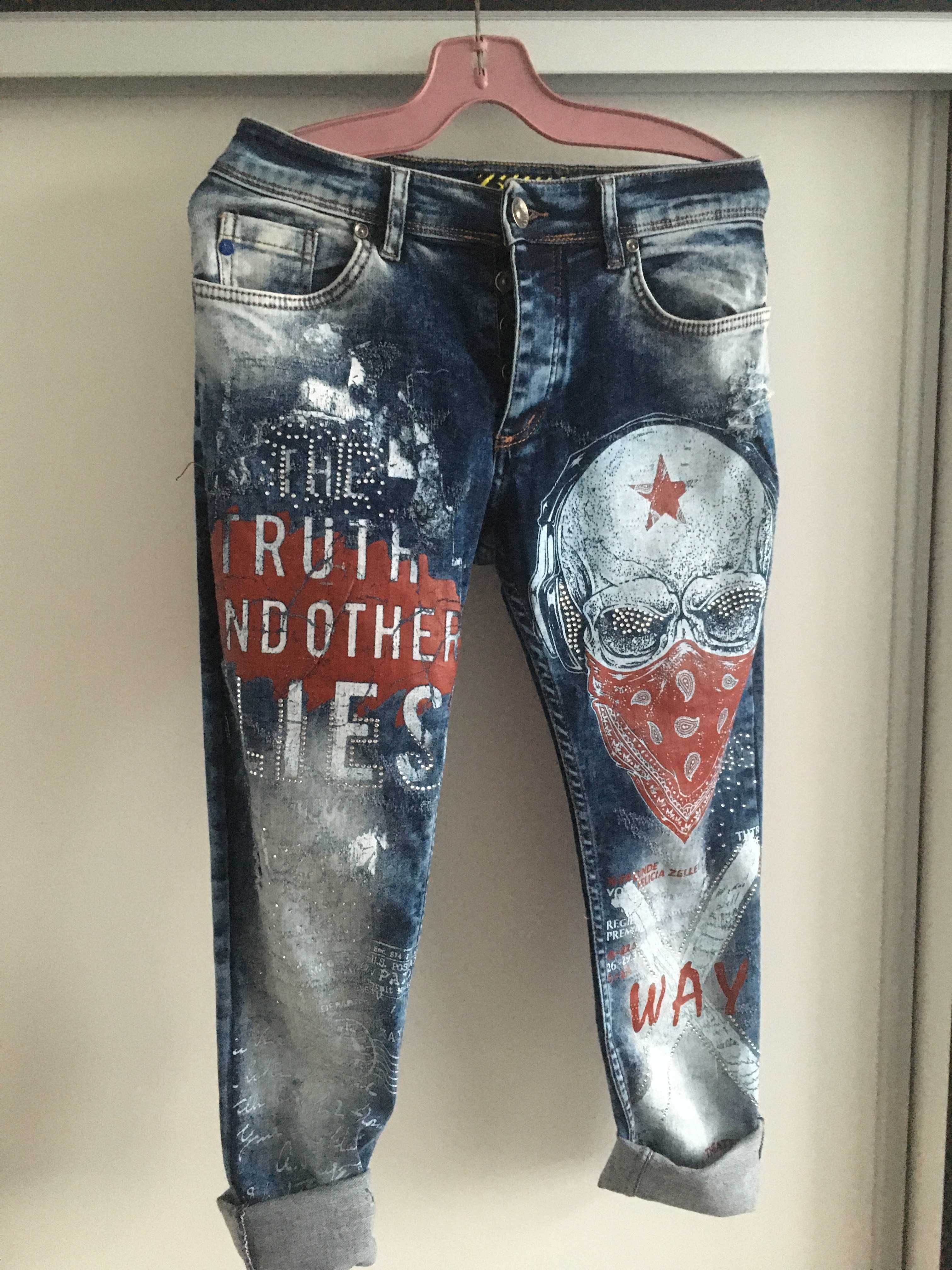 Zara ново дънково яке ,Рисувани дънки