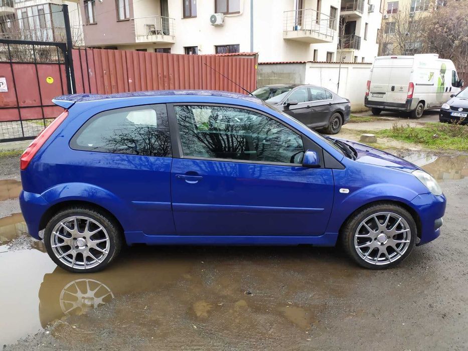 ford fiesta 2.0 st