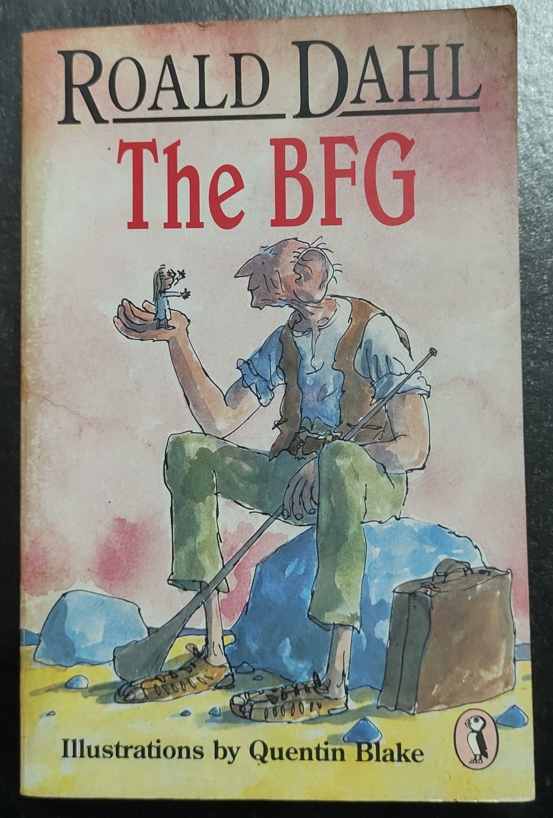 vând carte hazlie"The BFG",in limba engleza,1982