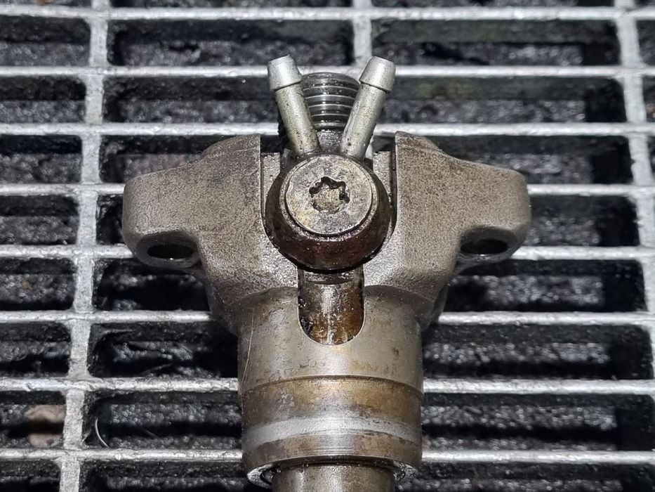 Injector BMW 520D E39 2.0 D 1996 - 2003 136CP 204D1 Euro4 (1242) NU ARE COD