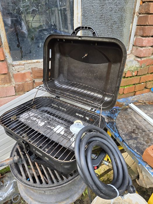 Барбекю на  газ грил