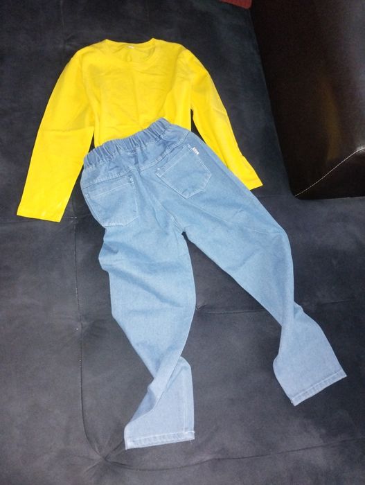 Дънки и блузка за момче или момиче