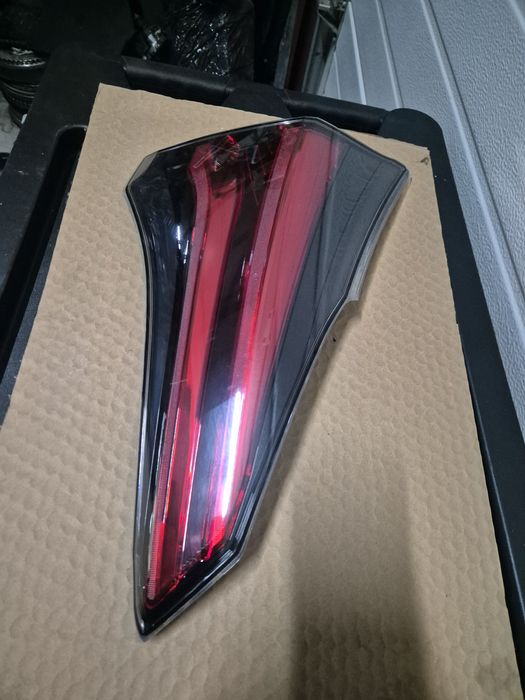 Stop/Triplă Haion Stanga Toyota Rav 4 XA40 Facelift 2015-2018
81590-42