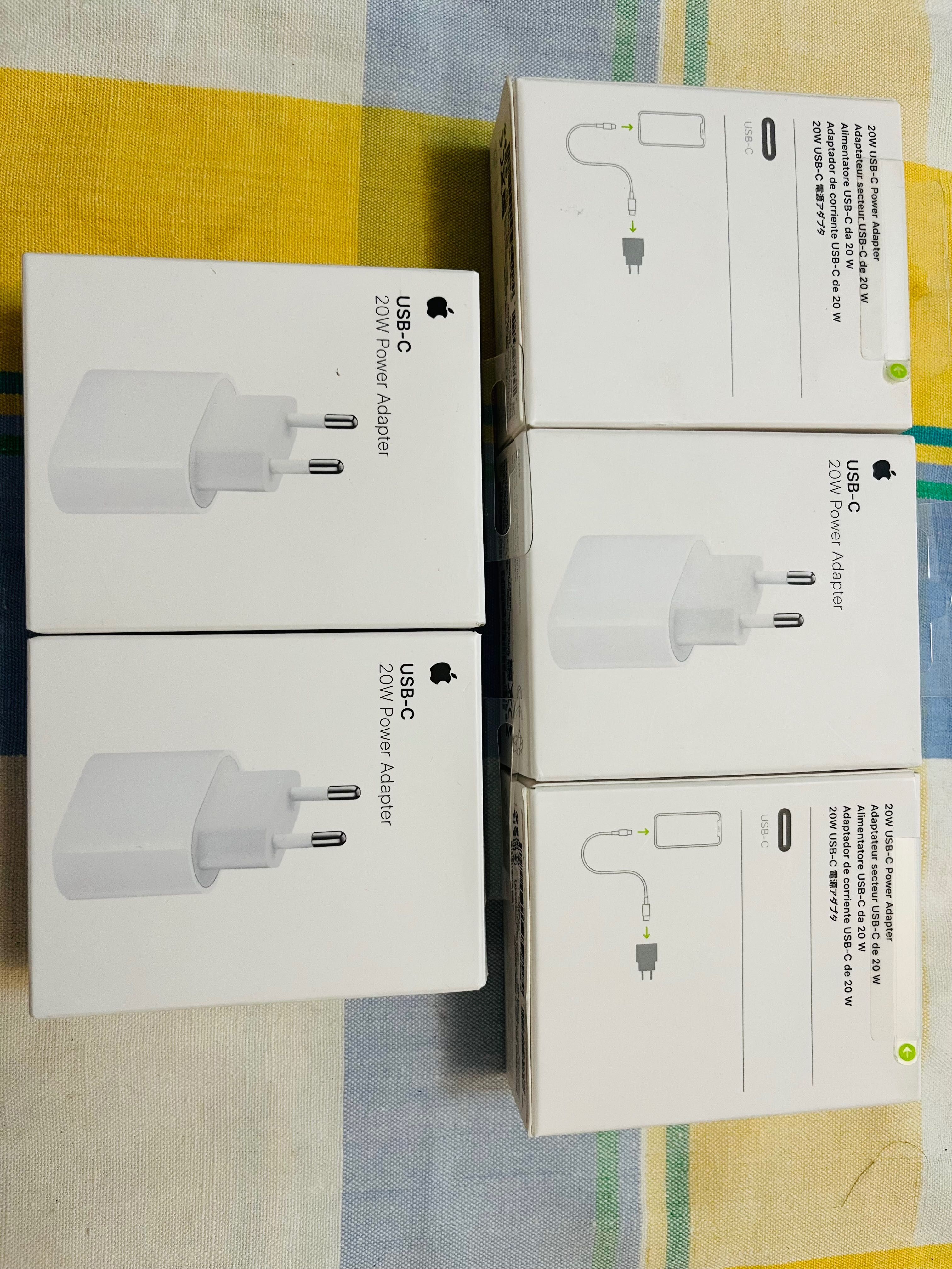 Încărcător Apple usb type-C, încărcare rapida cu 20w.