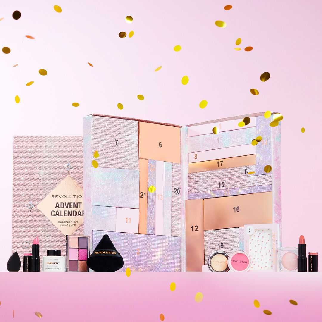 Makeup Revolution Адвент Коледен календар 24 подаръка грим и козметика