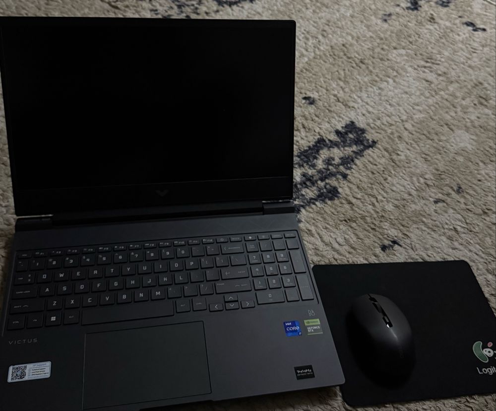 Hp victus noutbuki SROCHNA