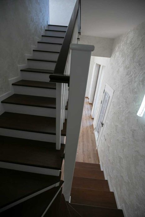 СРОЧНО ПРОДАЮ ЕВРО ДОМ в Янгихаётском р-н, Бинокор, 2,5 соток земли