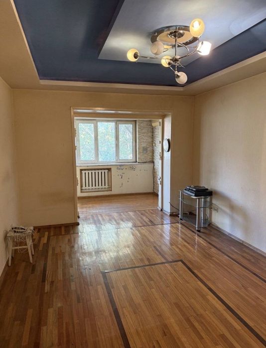 Срочно! Квартира на Ц2-Алайский 4/4/4 общ пл 87м ,балкон 2*6