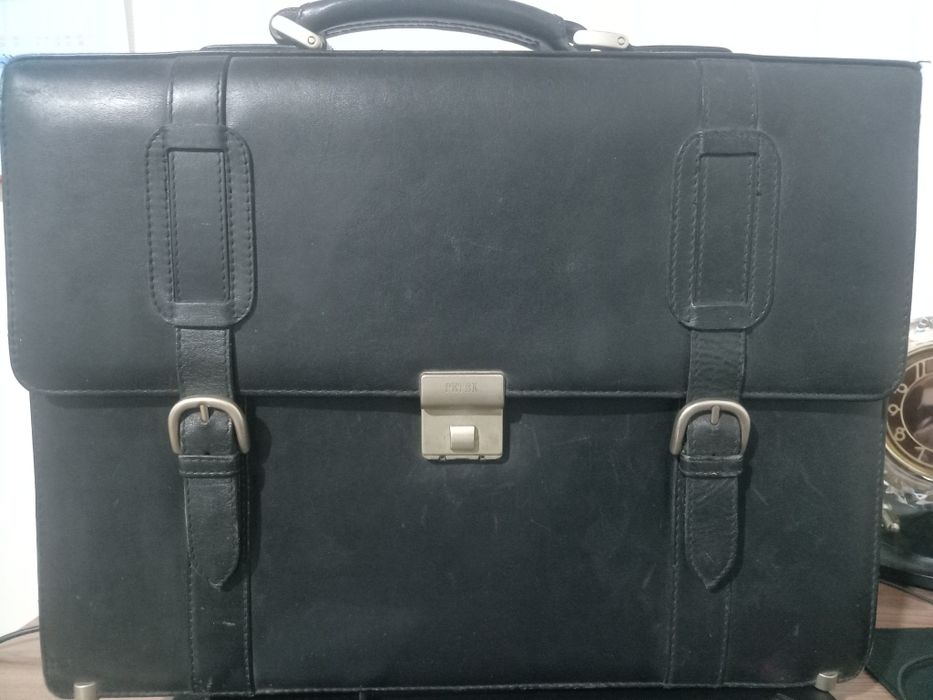 Срочно продаю Портфель Petek