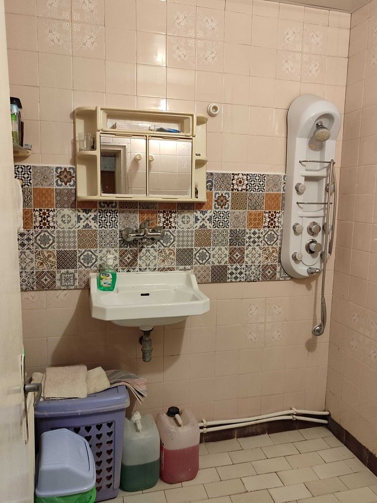 Продава се Четиристаен апартамент в Добрич, Център - 105 кв.м за 962 €/кв.м - Снимка #8