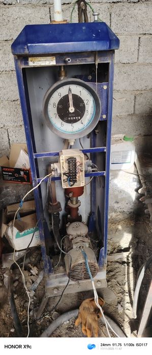 Diz yonilg'i va diz moy quyish aparatlari sotiladi