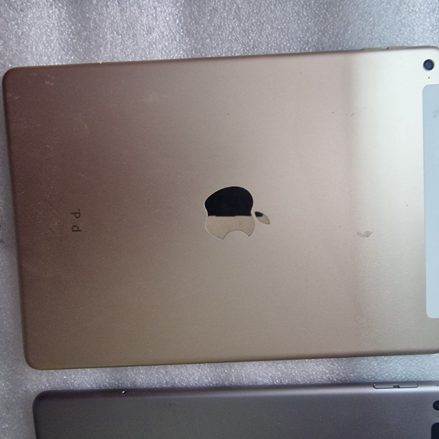 IPad air 2 16gb  A1567 4G