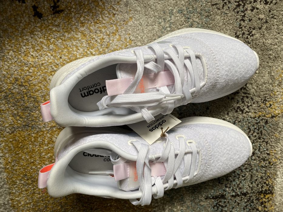 Нови маратонки adidas 38,5