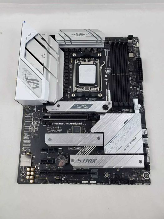ASUS ROG Strix B650-A Gaming WiFi + Ryzen 7 7800X3D 96MB/120W/AM5