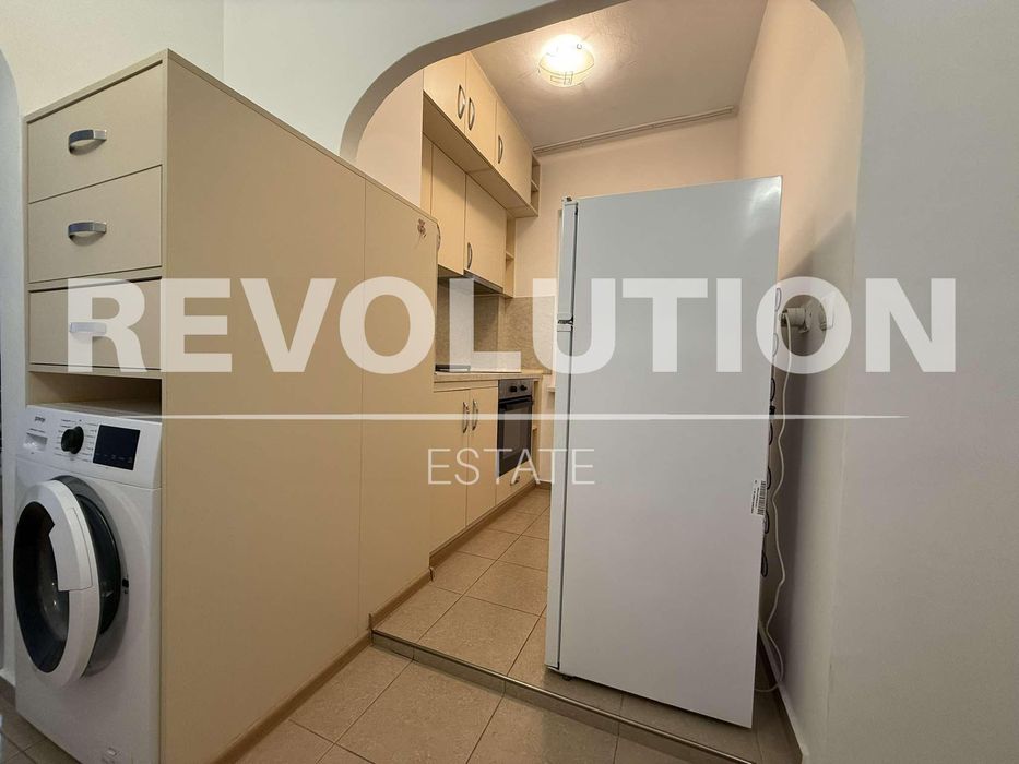 Дава се под наем Едностаен апартамент в Пловдив, Тракия - 36 кв.м за 275 € - Снимка #2