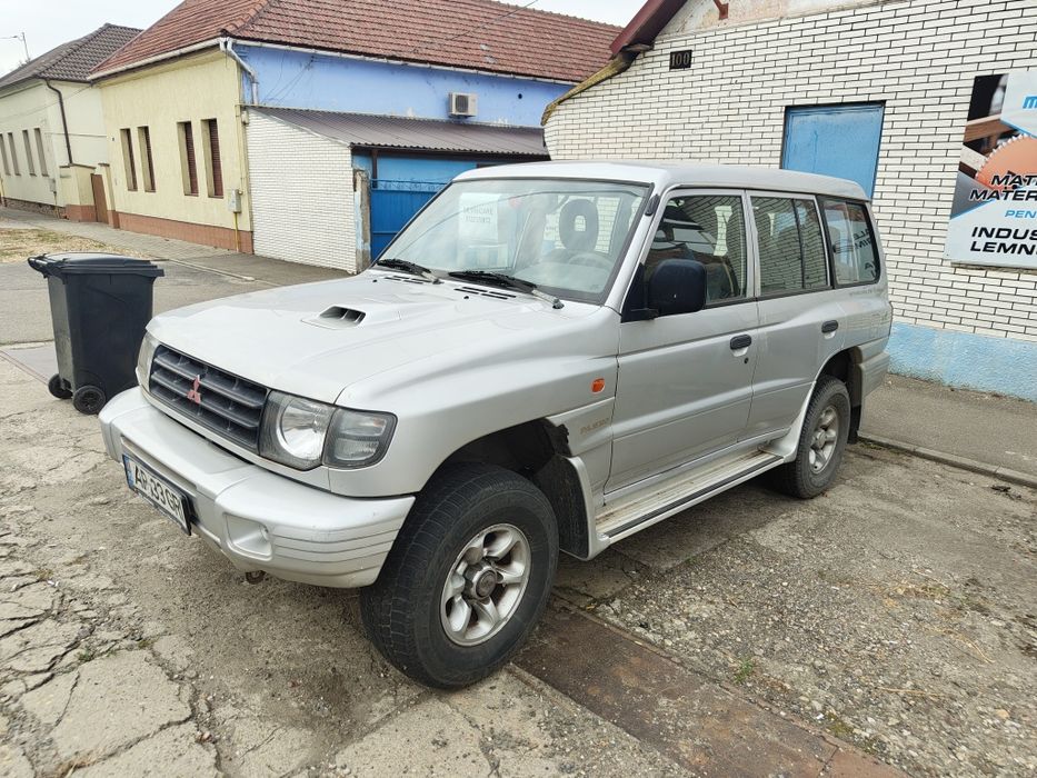 Mitsubishi Pajero classic