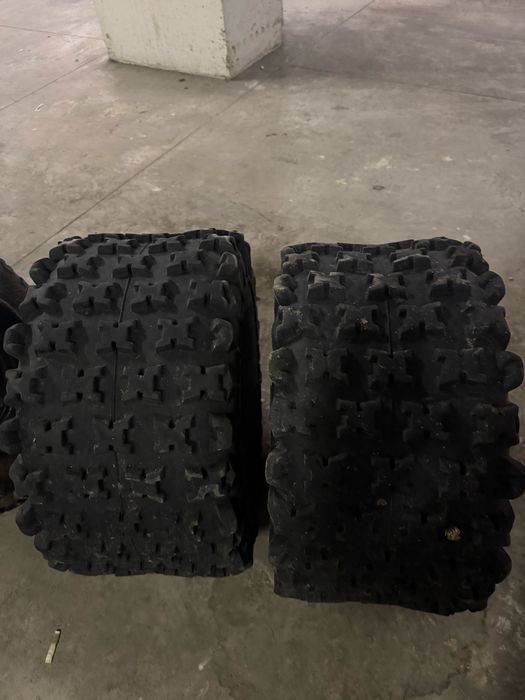 Maxxis razr 2 22x11-9