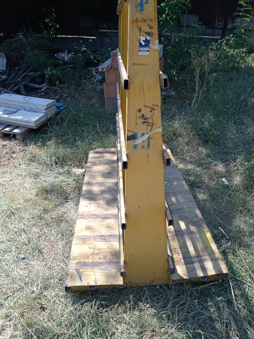 Capra pentru geamuri