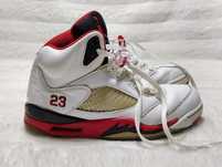 Vand jordan 5 retro fire red marimea 43