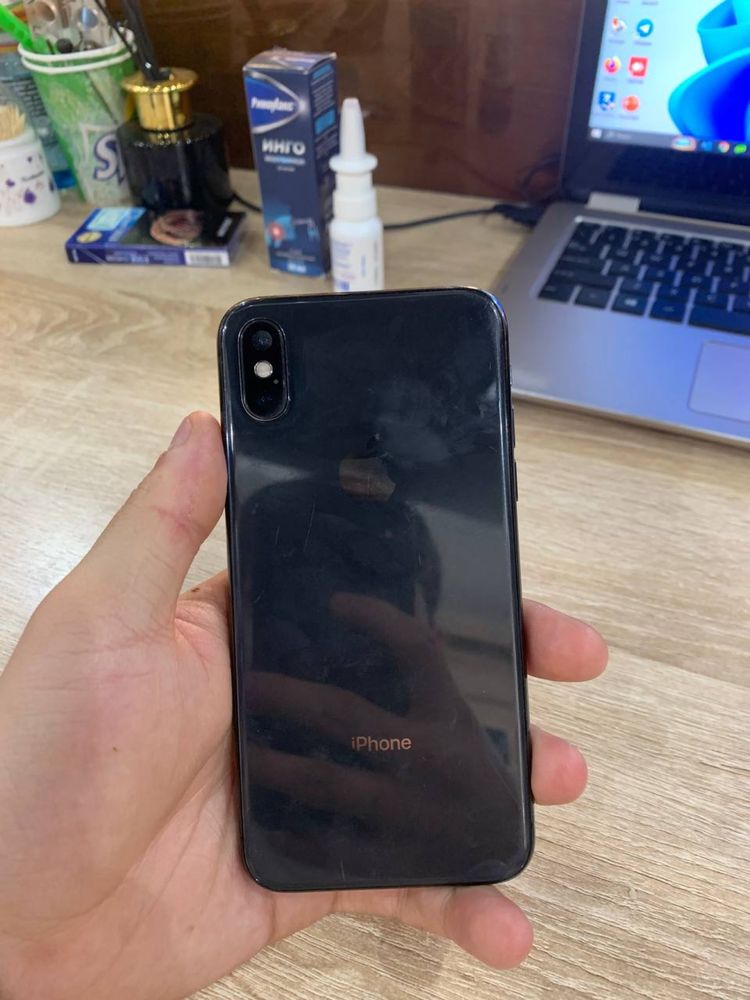 Iphone Xs срочни сотилади