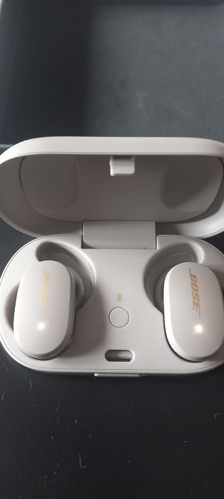 Casti wireless Bose Quet Confort Eardbuds