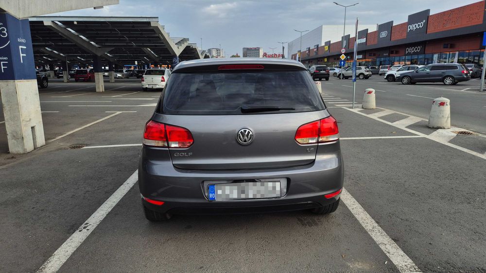 Volkswagen Golf 6, 1.6 MPI + Accesorii noi