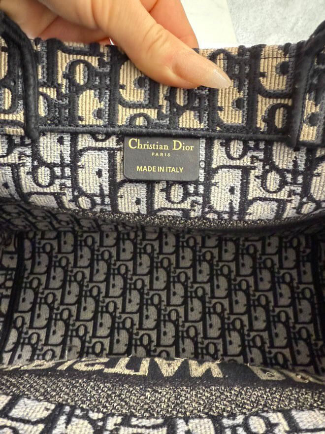 Dior book tote Medium + козирка