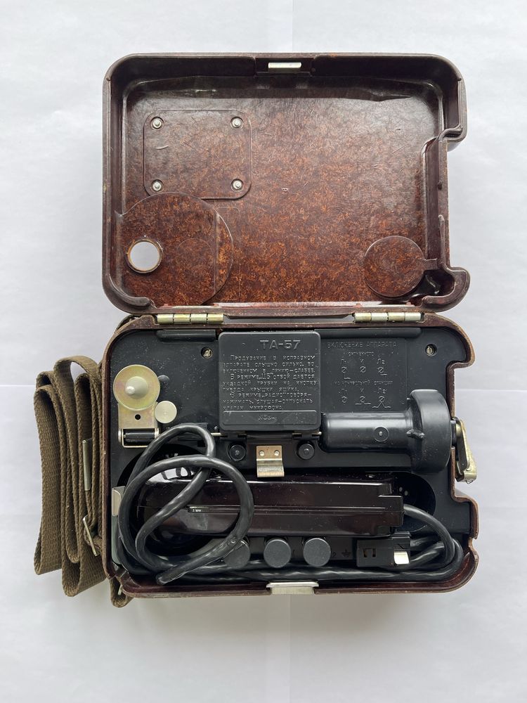 ТА-57 военный полевой телефон СССР винтаж раритет антиквариат