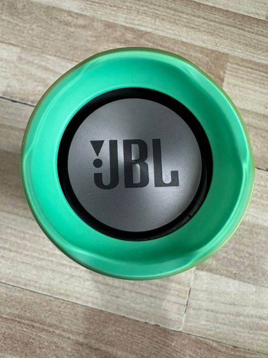 Vând  JBL Charge 3 Perfect Funcțional